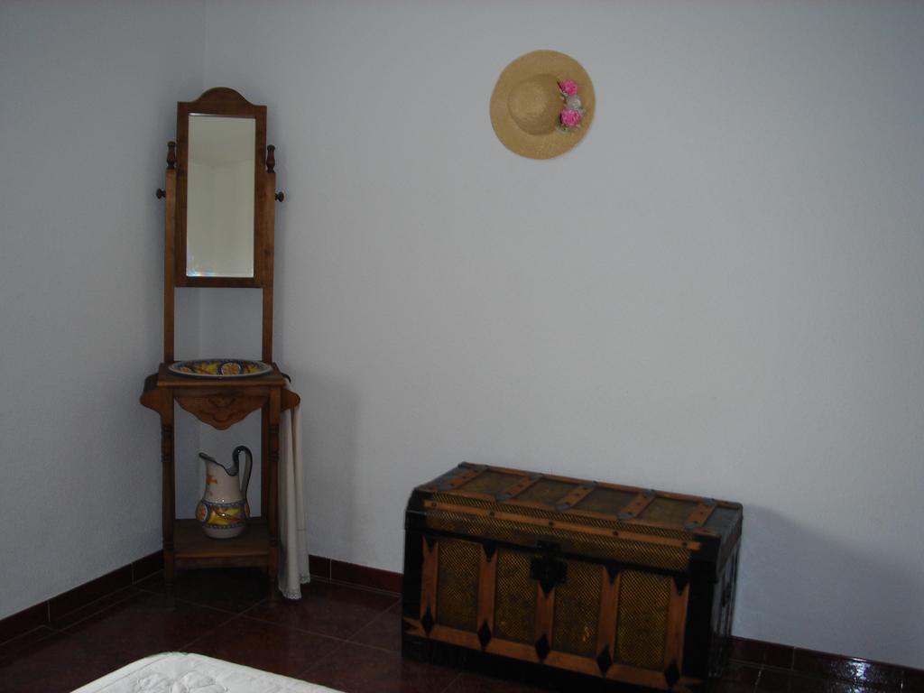 Apartamentos Serrano Ribatajada Exterior foto