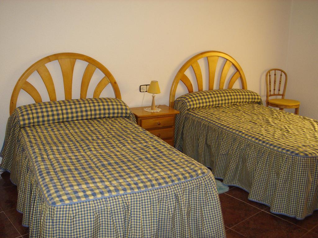 Apartamentos Serrano Ribatajada Exterior foto