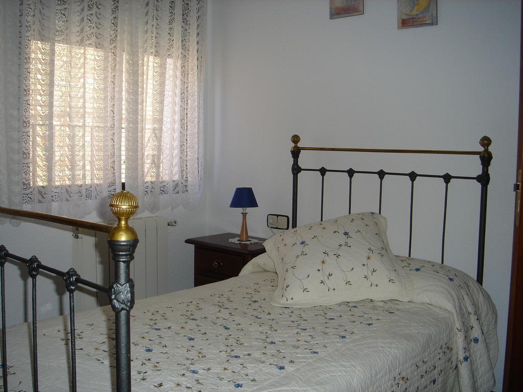 Apartamentos Serrano Ribatajada Exterior foto