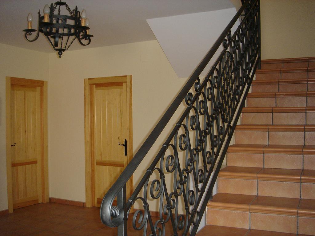 Apartamentos Serrano Ribatajada Exterior foto